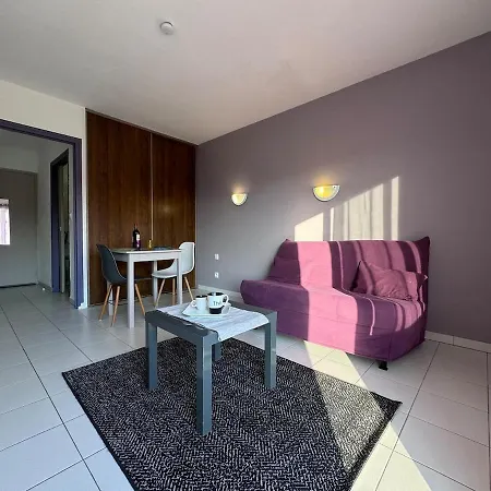 Lilas - Kiwi Apartament *